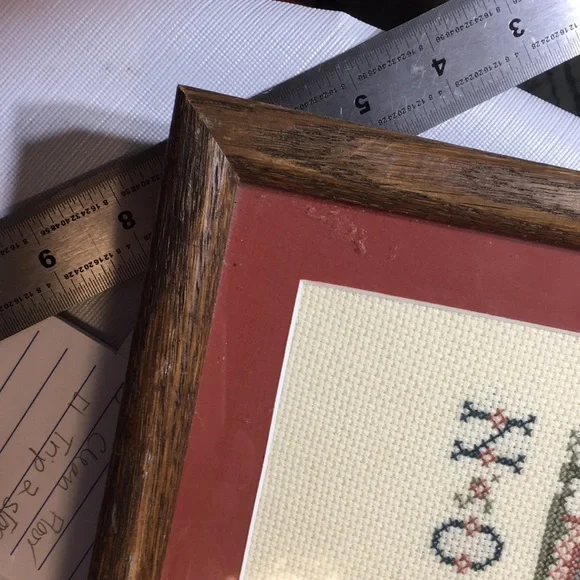 Cross-stitch vintage Alphabet framed & matted picture. - Picture 10 of 12